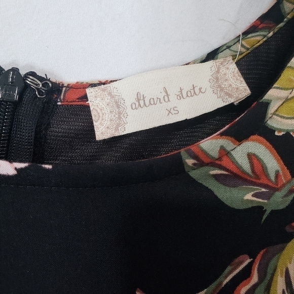 Altar'd State Thessaly Bell Sleeves Floral Dress Size Extra Small - Picture 11 of 15